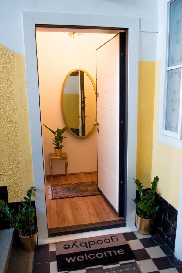 2 On Seven Apartment Загреб Екстериор снимка